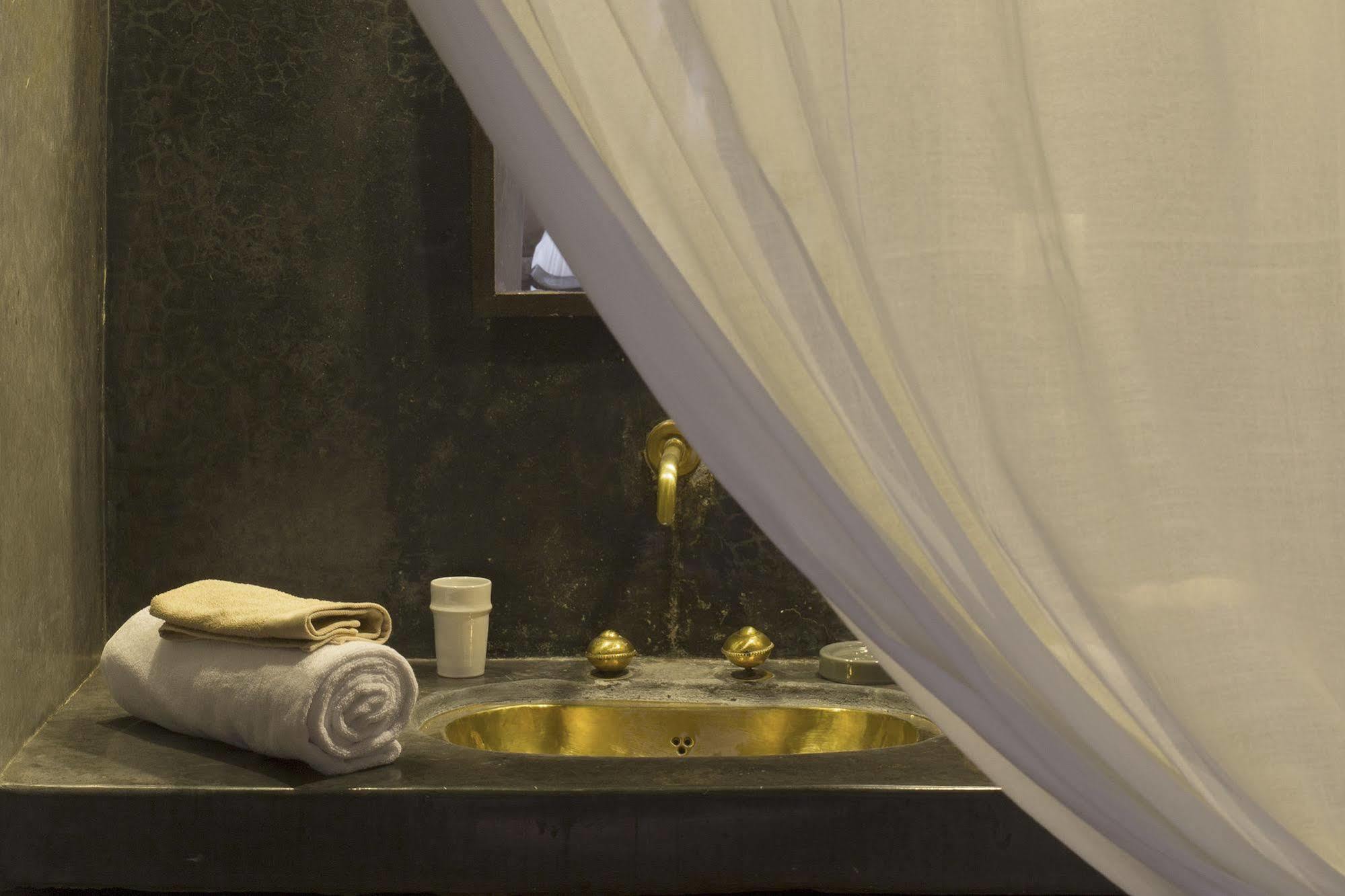 Assala Riad 4*